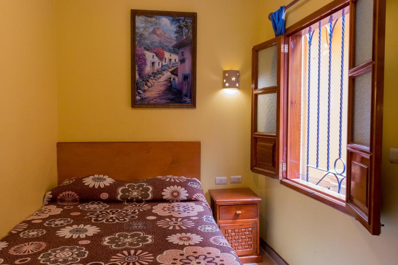 Hotel Del Parque Naolinco de Victoria Esterno foto